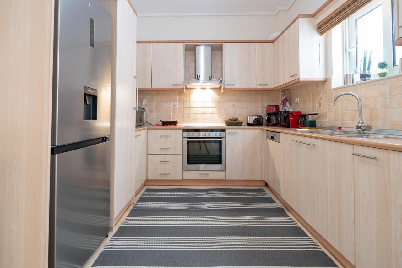 Koropi 3 Bedroom Luxurious Apartment 5 Pers- Angel House Екстериор снимка